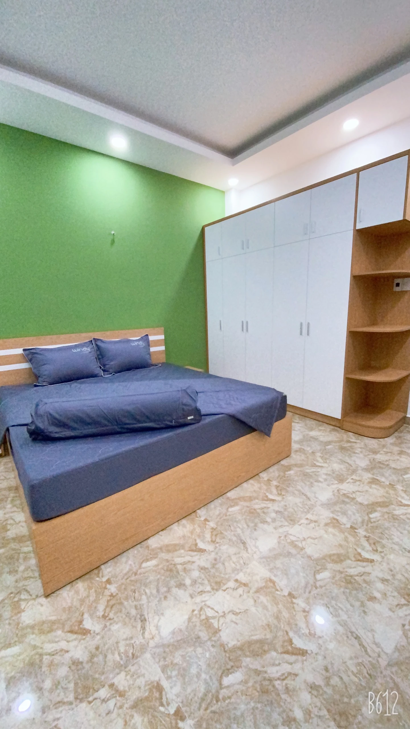 Bán nhà hẻm Thoại Ngọc Hầu, Tân Phú, 4x18m, Nhà 2 lầu sân thượng mới — ảnh 2