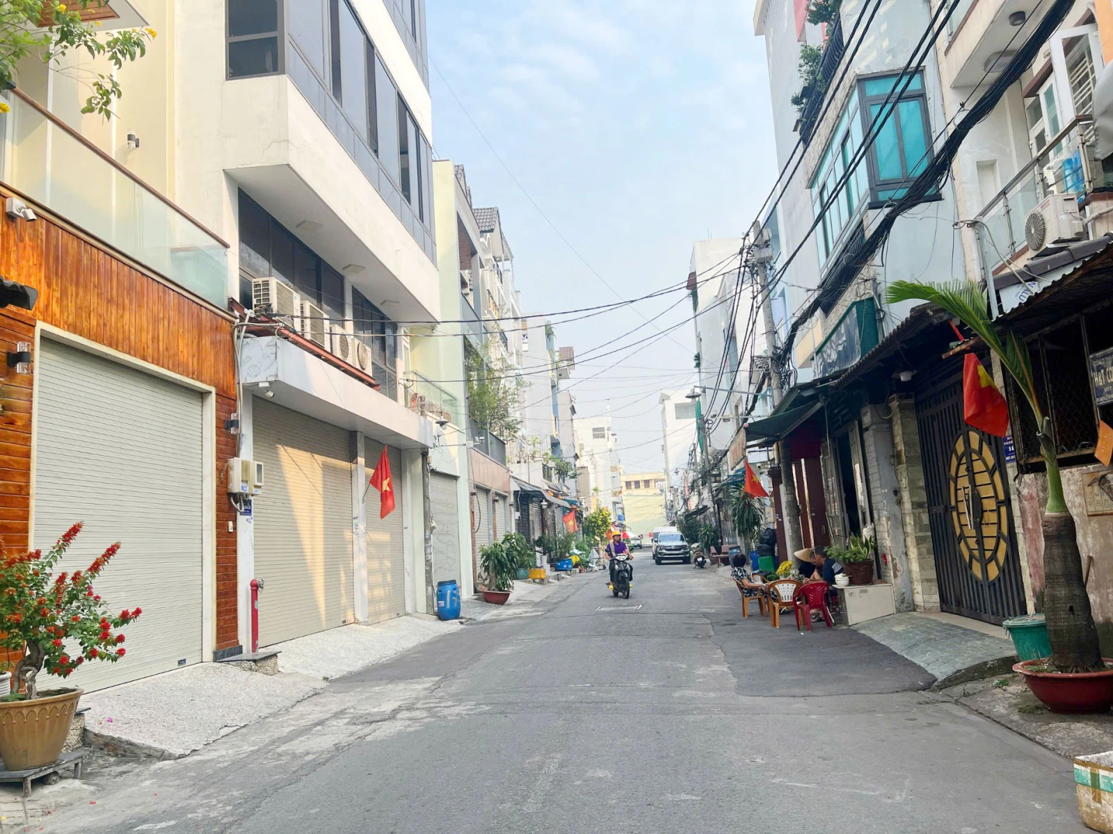 BÁN NHÀ KHU VIP ĐÚC 4 TẦNG ĐƯỜNG 8M LÊ VĂN QUỚI - NHẸ — ảnh 3