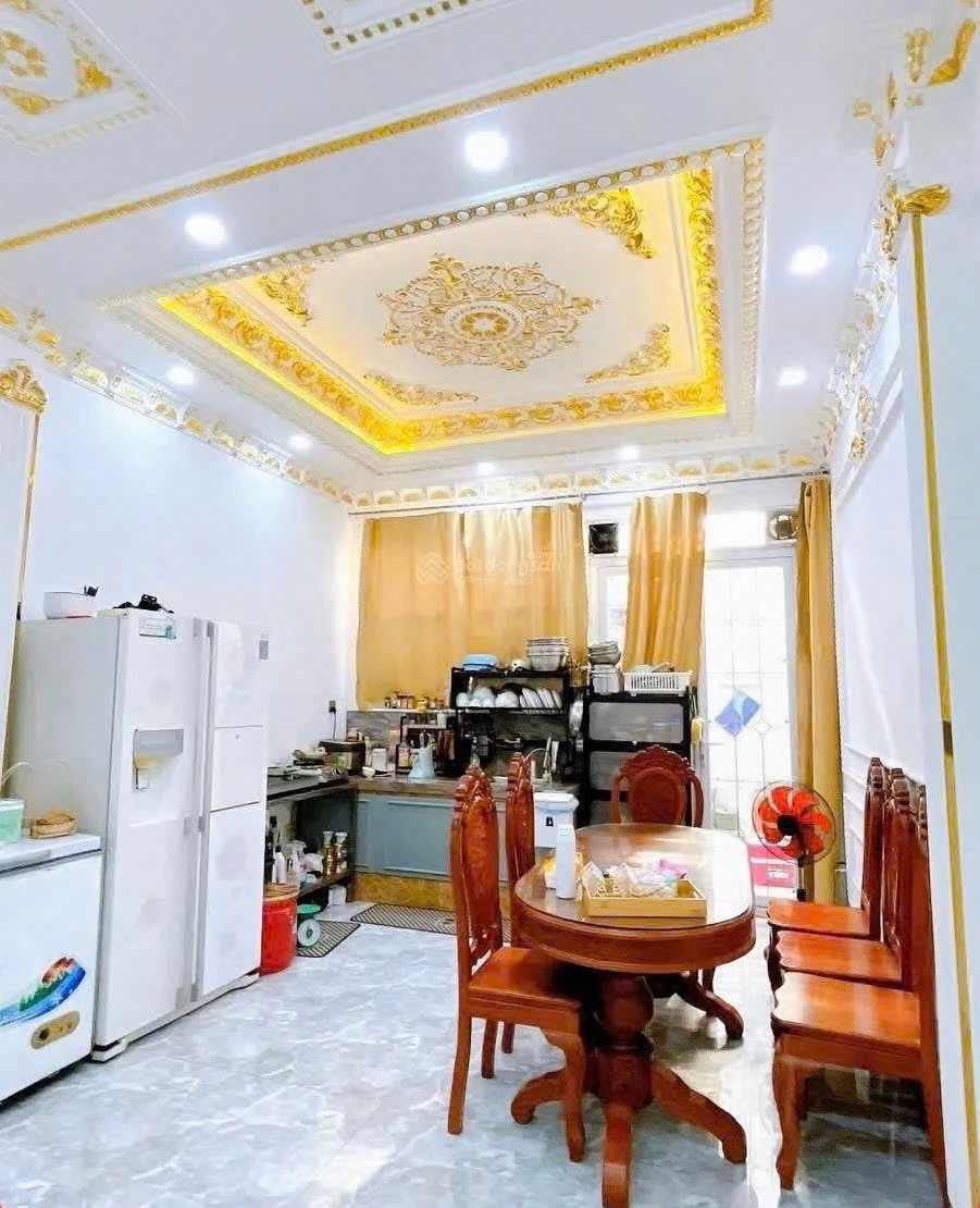 Nhà hẻm 8m thông P. Tân Sơn Nhì, DT: 4x15m, 3 lầu. Ngay công viên, cách AEON 500m. — ảnh 2