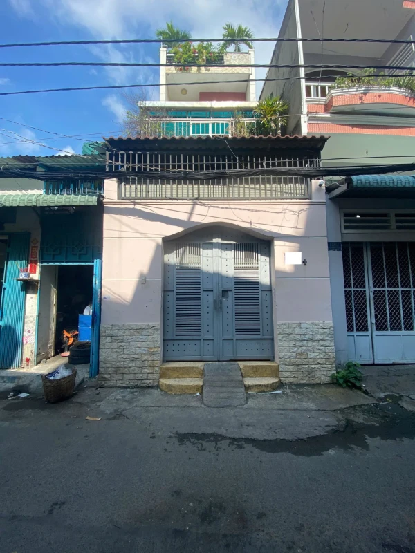 NHÀ HXH THÔNG Trịnh Đình Trọng – 4x19m – 3 LẦU –