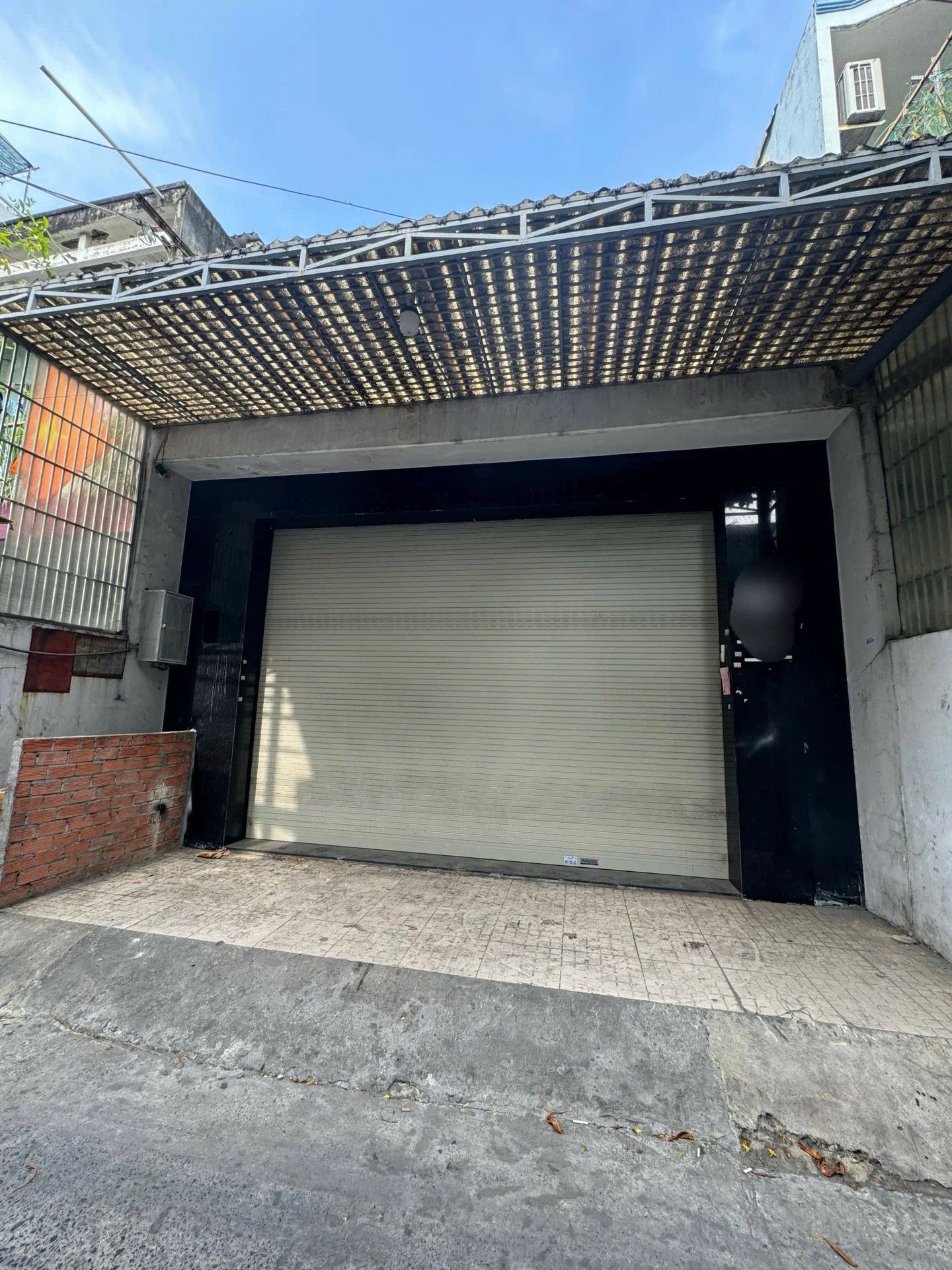 Bán nhà hẽm Đường Nguyễn Quang Diêu ( 5,8x14,5m) cấp 4.,gần chợ Tân Hương — ảnh 1
