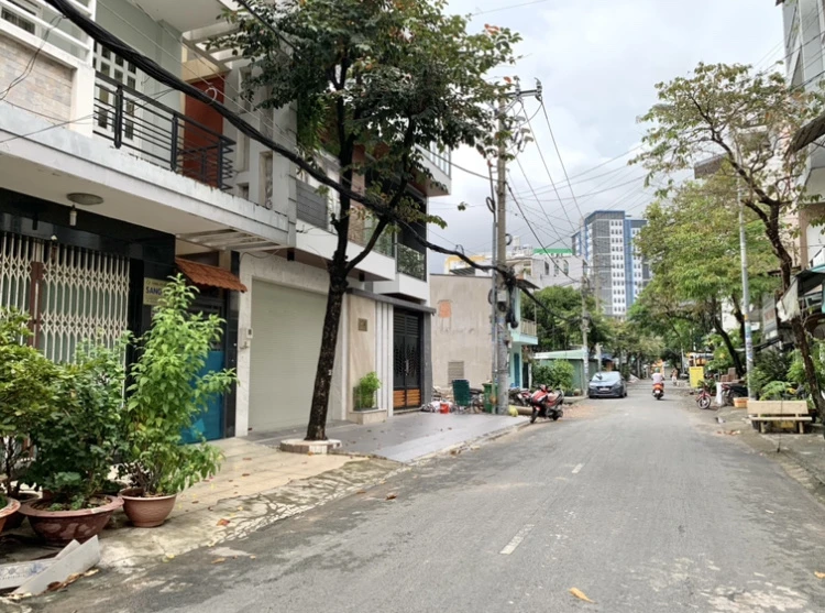 MẶT TIỀN ĐƯỜNG NGUYỄN BÁ TÒNG ( 4,2X16M) NỞ HẬU 4,7M. CẤP 4. — ảnh 2