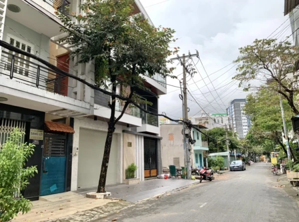 MẶT TIỀN ĐƯỜNG NGUYỄN BÁ TÒNG ( 4,2X16M) NỞ HẬU 4,7M. CẤP 4.