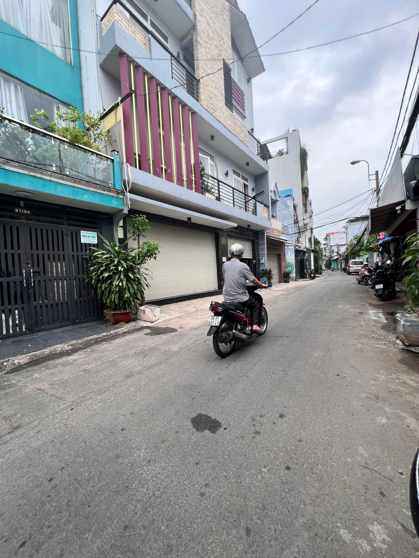 BÁN NHÀ MẶT TIỀN HẼM 27 NGUYỄN SĂNG.DT 4X15,6M, 1 LẦU,HẼM KINH DOANH 8M THÔNG — ảnh 2