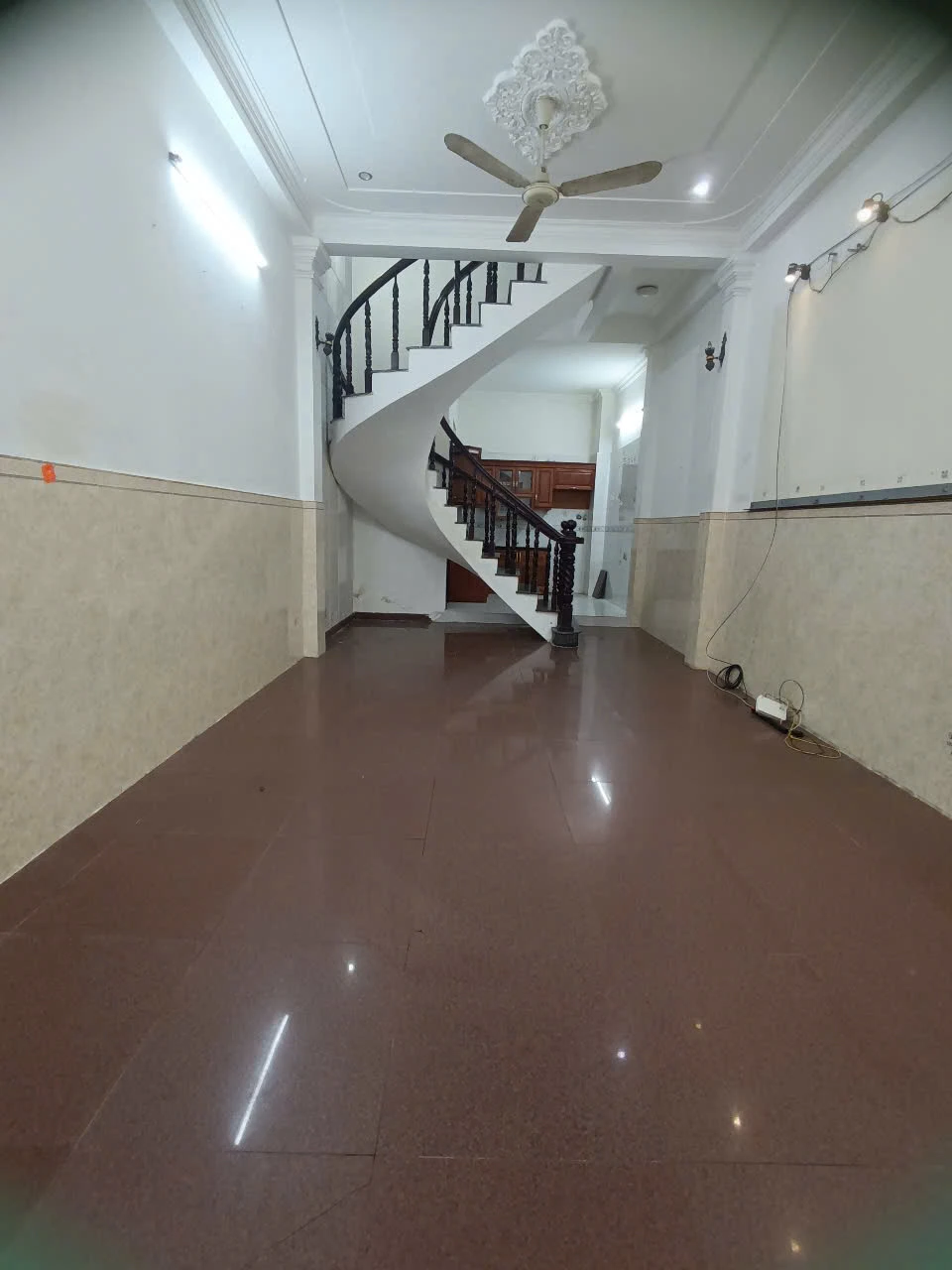 Bán nhà hẽm xe hơi thông Vườn Lài,P Tân Thành ( 4x13m) 2 lầu. — ảnh 1