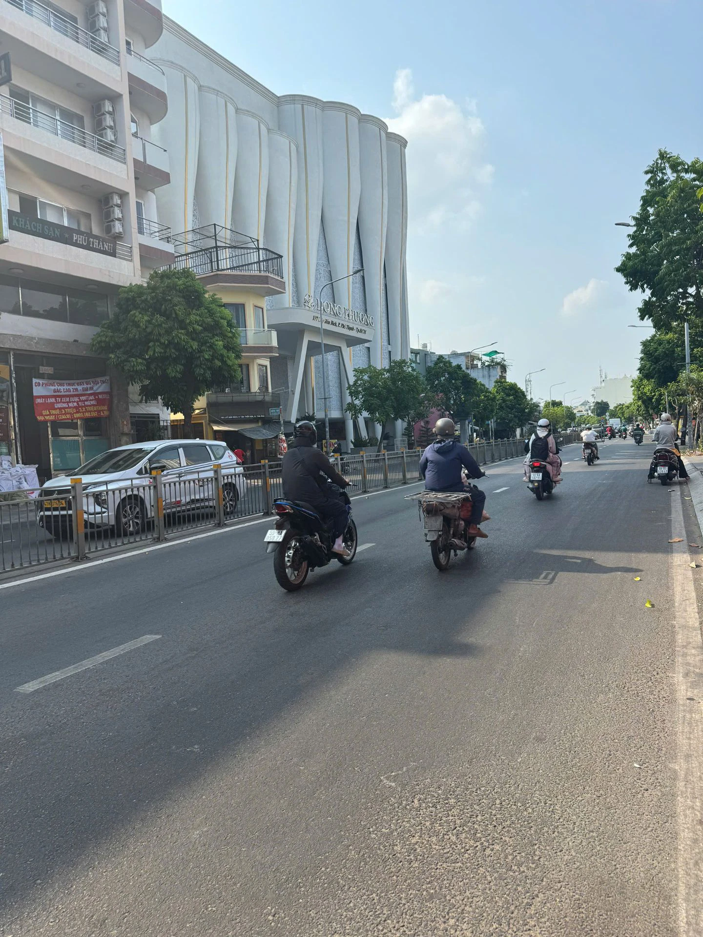 HÀNG HIẾM - MẶT TIỀN KINH DOANH - LUỸ BÁN BÍCH ( 2,2m X 13,85m ) 2 LẦU MỚI TOANH. — ảnh 4