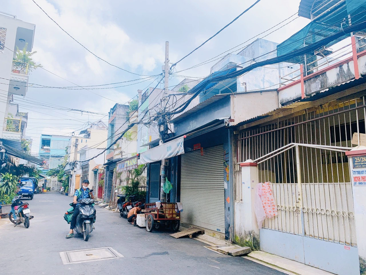 BÁN NHÀ ĐƯỜNG VĂN CAO TÂN PHÚ - HẺM NHỰA 6M - CÁCH MẶT TIỀN 100M - — ảnh 3