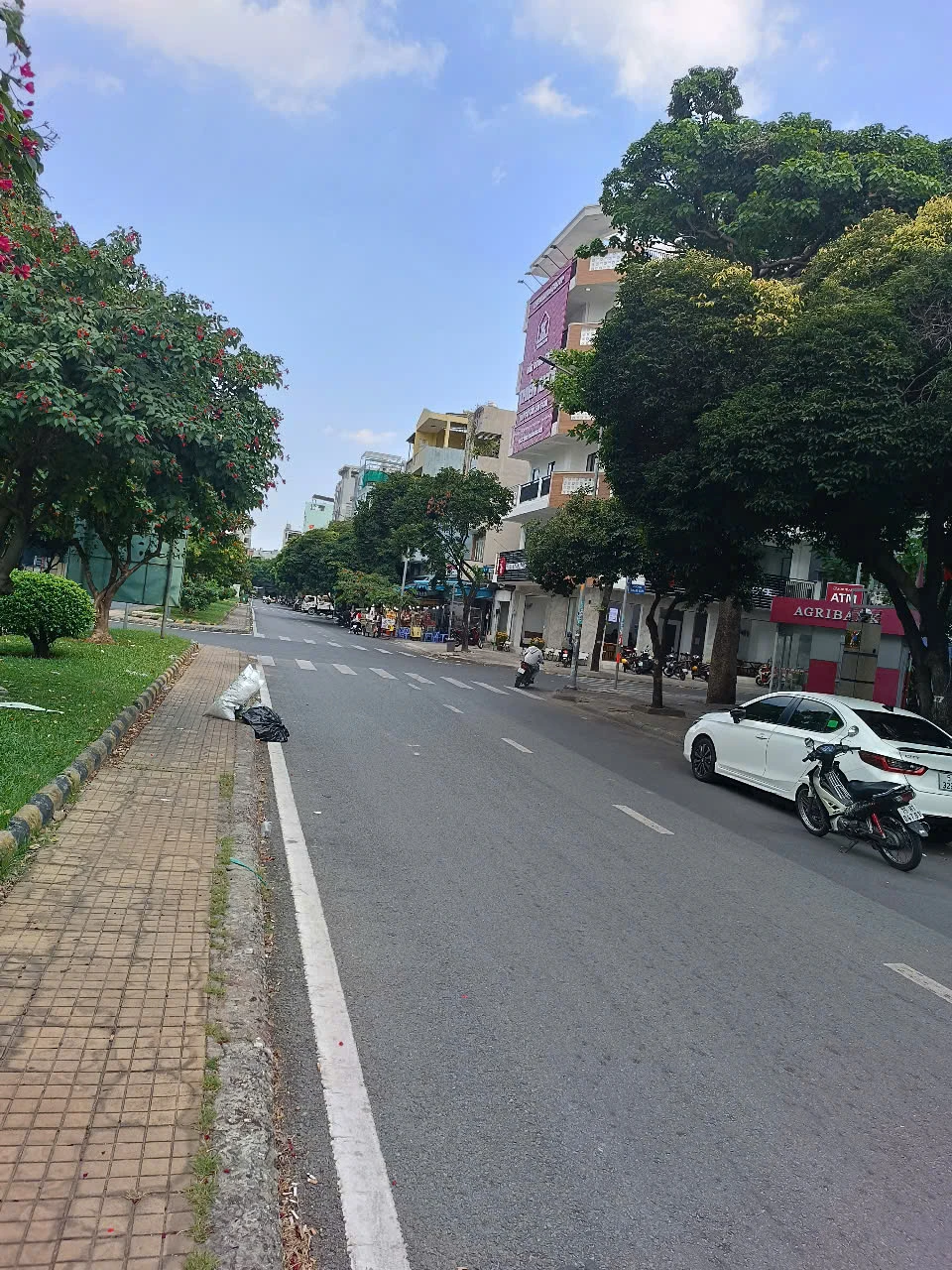 BIỆT THỰ CẶP MẶT TIỀN LÊ THÚC HOẠCH(8X20M) 3.5 TẤM, KHÔNG LỖI VỊ TRÍ ĐẸP NTCC — ảnh 2
