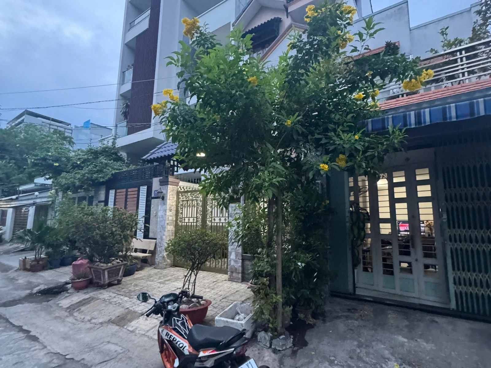 H10M HOÀNG NGỌC PHÁCH GẦN NGUYỄN SƠN(4.6X20M) 3.5 TẤM — ảnh 2