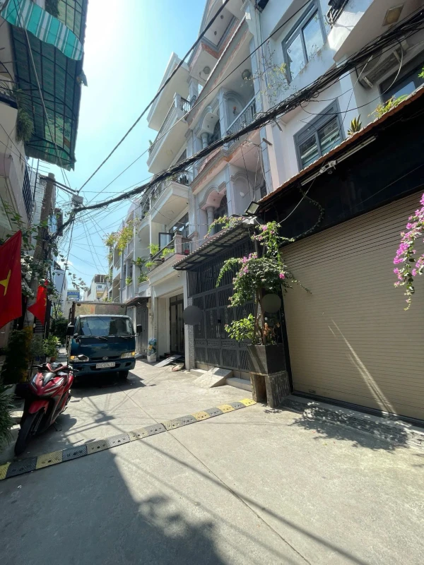 HÀNG HIẾM ĐƯỜNG TÂN SƠN NHÌ - Nhà 3 Tầng Dt: 4x14m - Hẻm Oto 5m
