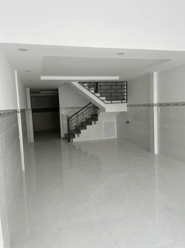 bán nhà MT Thạch Lam quận Tân Phú(4x18m vuông lửng lầu 2 PN mới tiện vào ở,Kd)