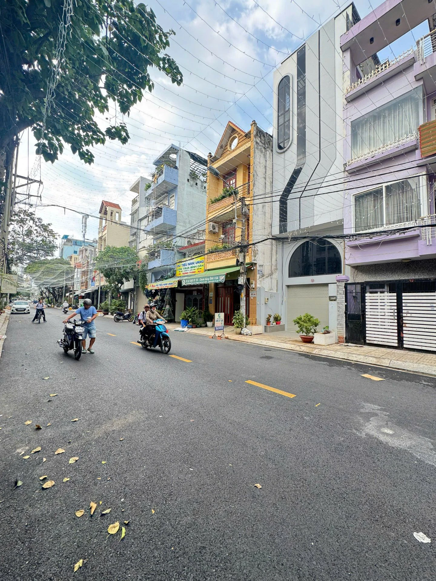 bán nhà MT Thành công hiện trạng Cấp 4 tiện xây mới 4x19m vuông vức k lỗi — ảnh 1