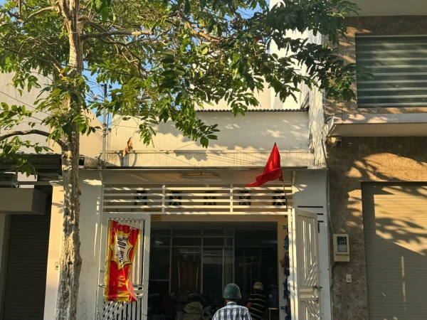 bán khu họ Lê, phường Phú Thạnh, Quận Tân Phú 4x18m call