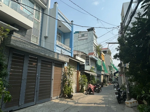 bán nhà hẻm 6m Độc Lập 4x19,5m 2 lầu sân thượng call