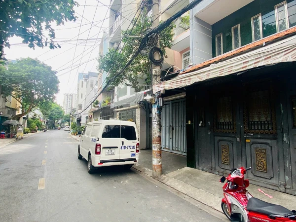 MTKD 54 Đường 30/4: 4x19m 2Lầu ST, TDT: 77.2m2