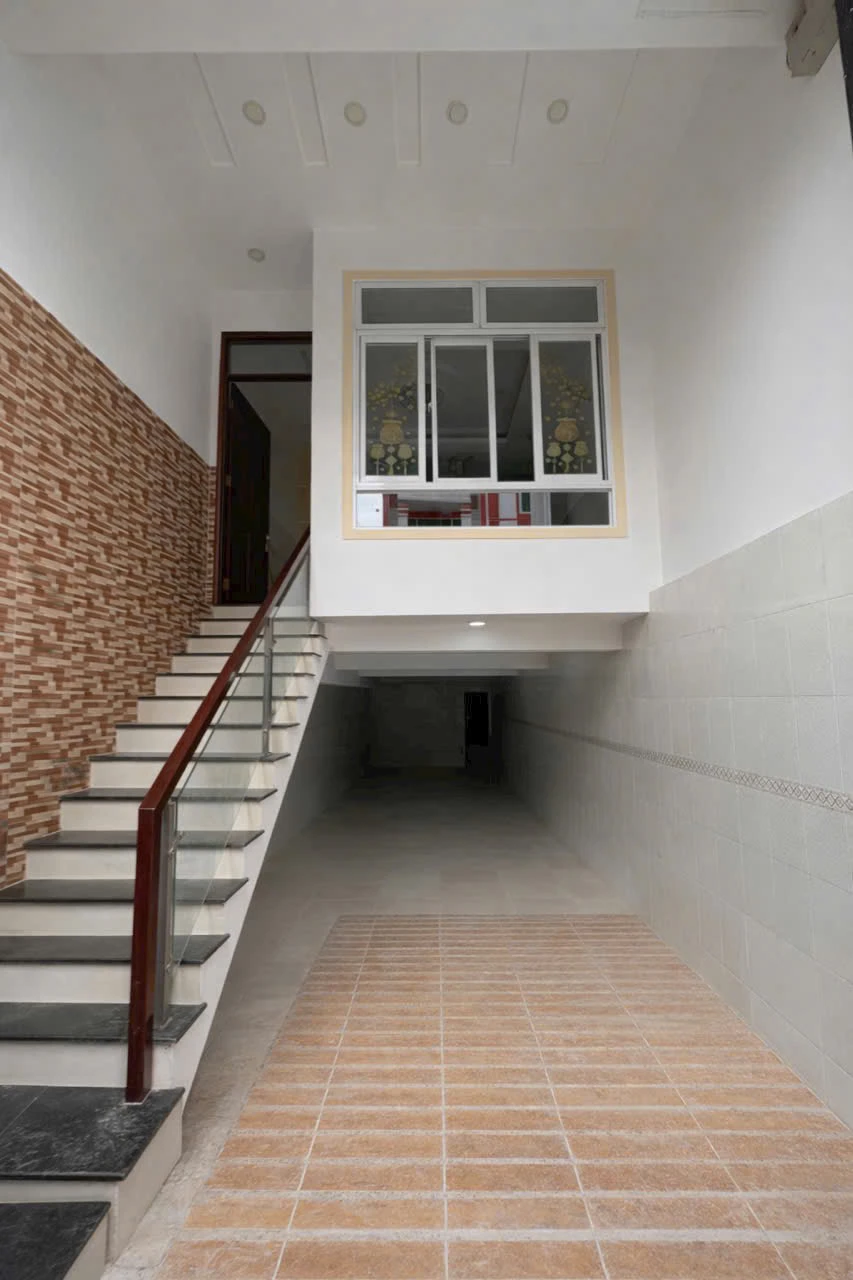 BÁN NHÀ LÊ VĂN QUỚI – DT 4×17M – 1 HẦM + TRỆT + 3 LẦU – HẺM 8M THÔNG — ảnh 2