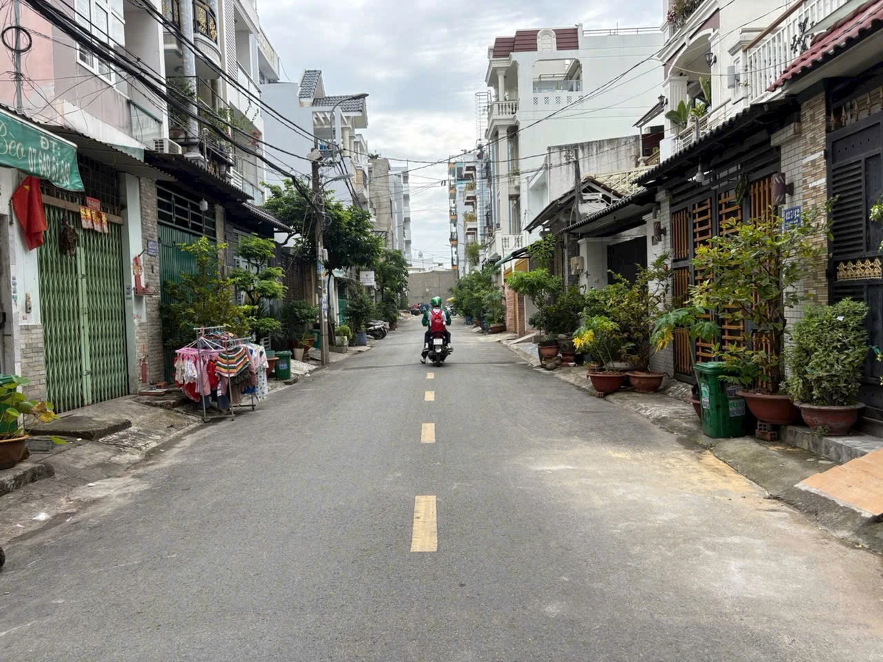BÁN NHÀ LÊ VĂN QUỚI – DT 4×17M – 1 HẦM + TRỆT + 3 LẦU – HẺM 8M THÔNG — ảnh 4