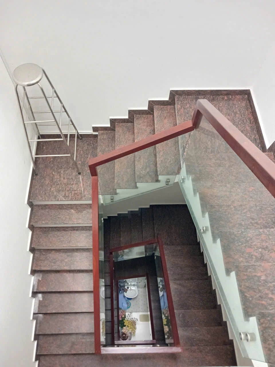 CHÍNH CHỦ BÁN NHÀ ĐÚC 3.5 TẤM TRUNG TÂM TÂN PHÚ – DIỆN TÍCH KHỦNG 5X17M — ảnh 1