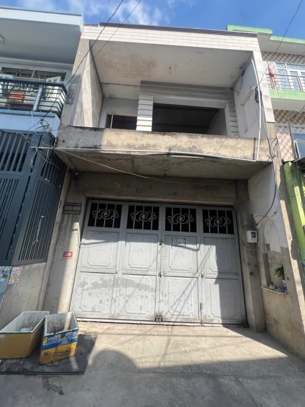 BÁN NHÀ HẺM 5M THÔNG ĐƯỜNG SỐ 18B –! • Diện tích: 5 × 13.8m