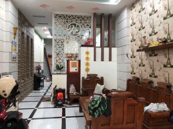 Căn nhà 4 tầng hẻm kinh doanh đường Tân Kỳ Tân Quý, BHH, Bình Tân. - Đường nhựa 8m DT 4.2x15M