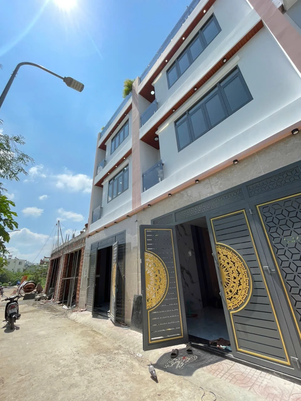 CĂN NHÀ 3 TẤM MỚI – KHU PHÂN LÔ CAO TẦNG HẺM 131 ĐƯỜNG 26/3 – GẦN AEON TÂN PHÚ — ảnh 2