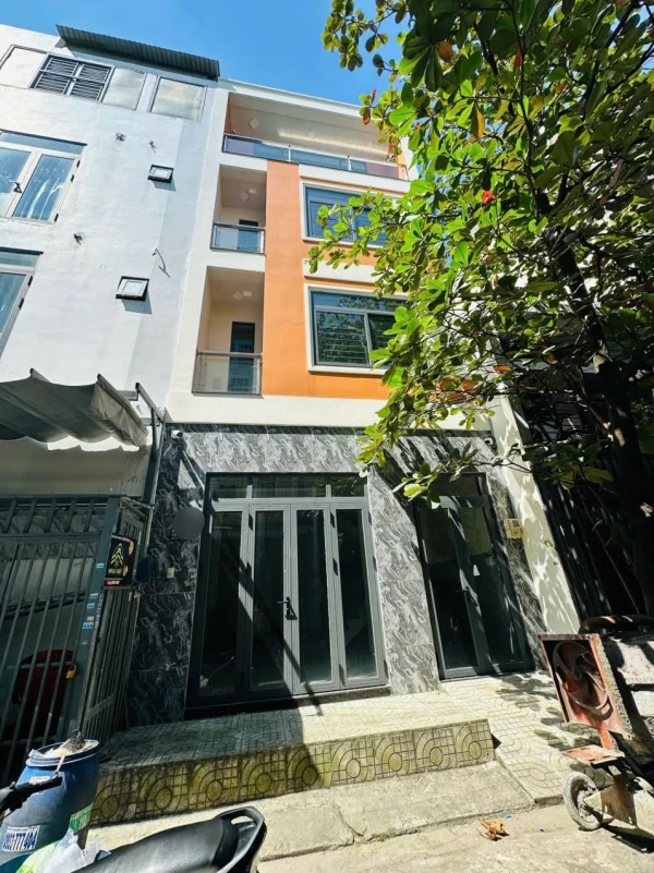 BÁN NHÀ 3.5 TẤM HẺM 6M ĐƯỜNG SỐ 9 – BÌNH HƯNG HÒA • Diện tích: 5.5 x 10m (TDT 55m²)