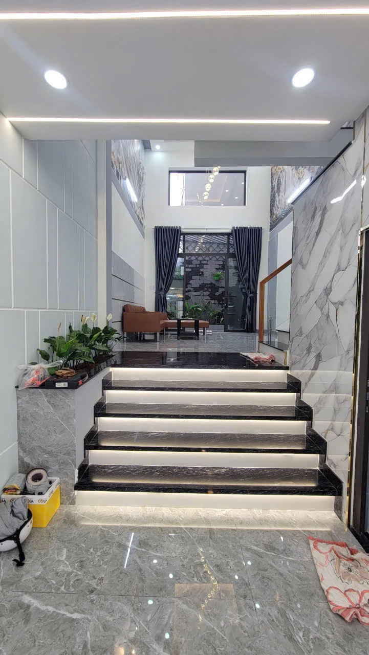 CĂN NHÀ MỚI ĐẸP 5 TẦNG – HẺM NHỰA 8M THÔNG – GẦN MẶT TIỀN TỈNH LỘ 10 • Diện tích: 4 x 16m TDT 64m2 — ảnh 4