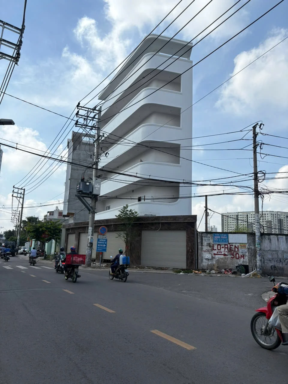Bán nhà MTKD góc 2 mặt tiền đường Mã Lò, Bình Tân - DT:12 x 10m — ảnh 1
