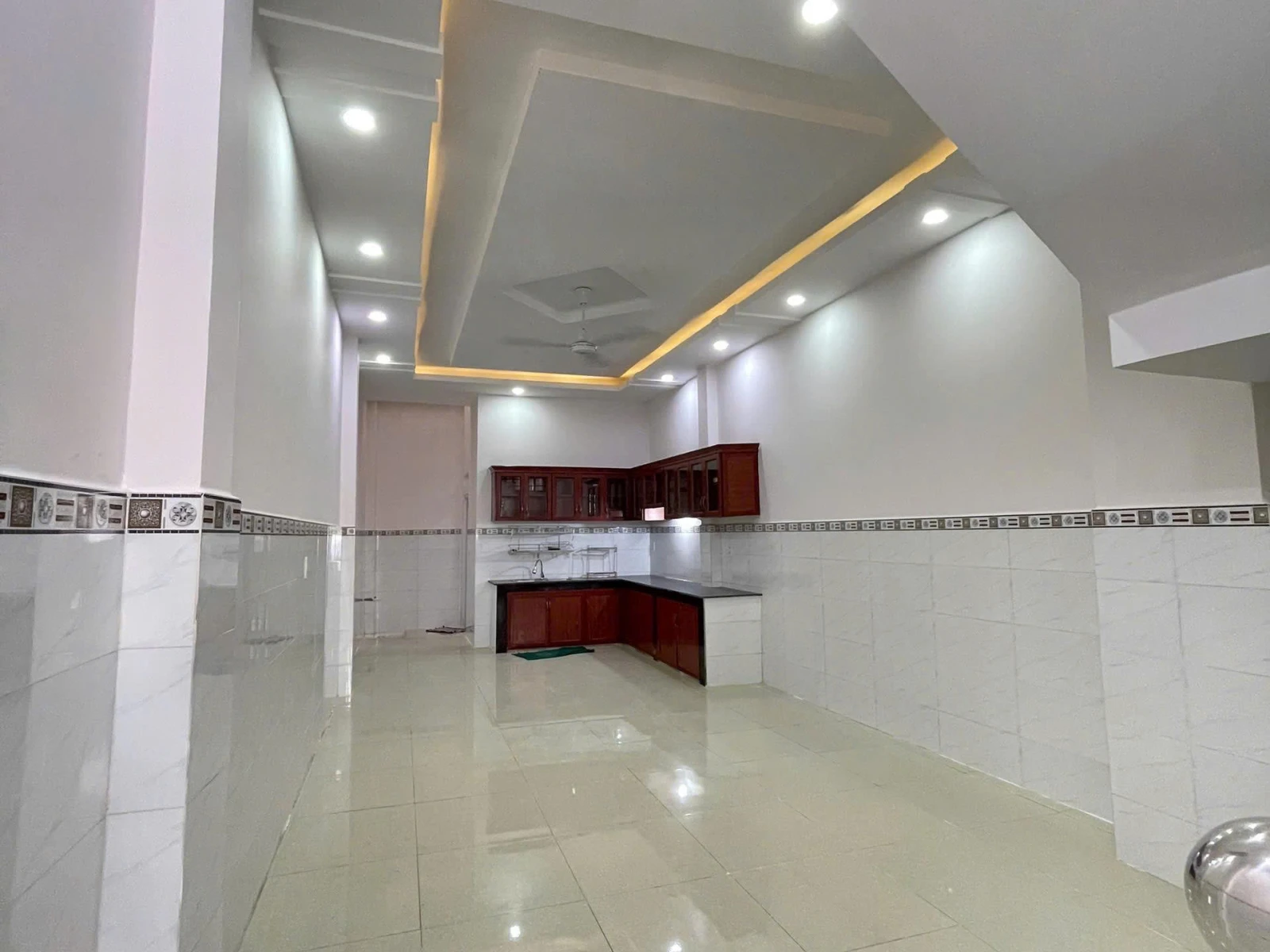 BÁN NHÀ 3 TẦNG HẺM NHỰA 8M ĐƯỜNG SỐ 5 – P. BÌNH HƯNG HÒA, Q. BÌNH TÂN • Diện tích: 4 x 19m — ảnh 1