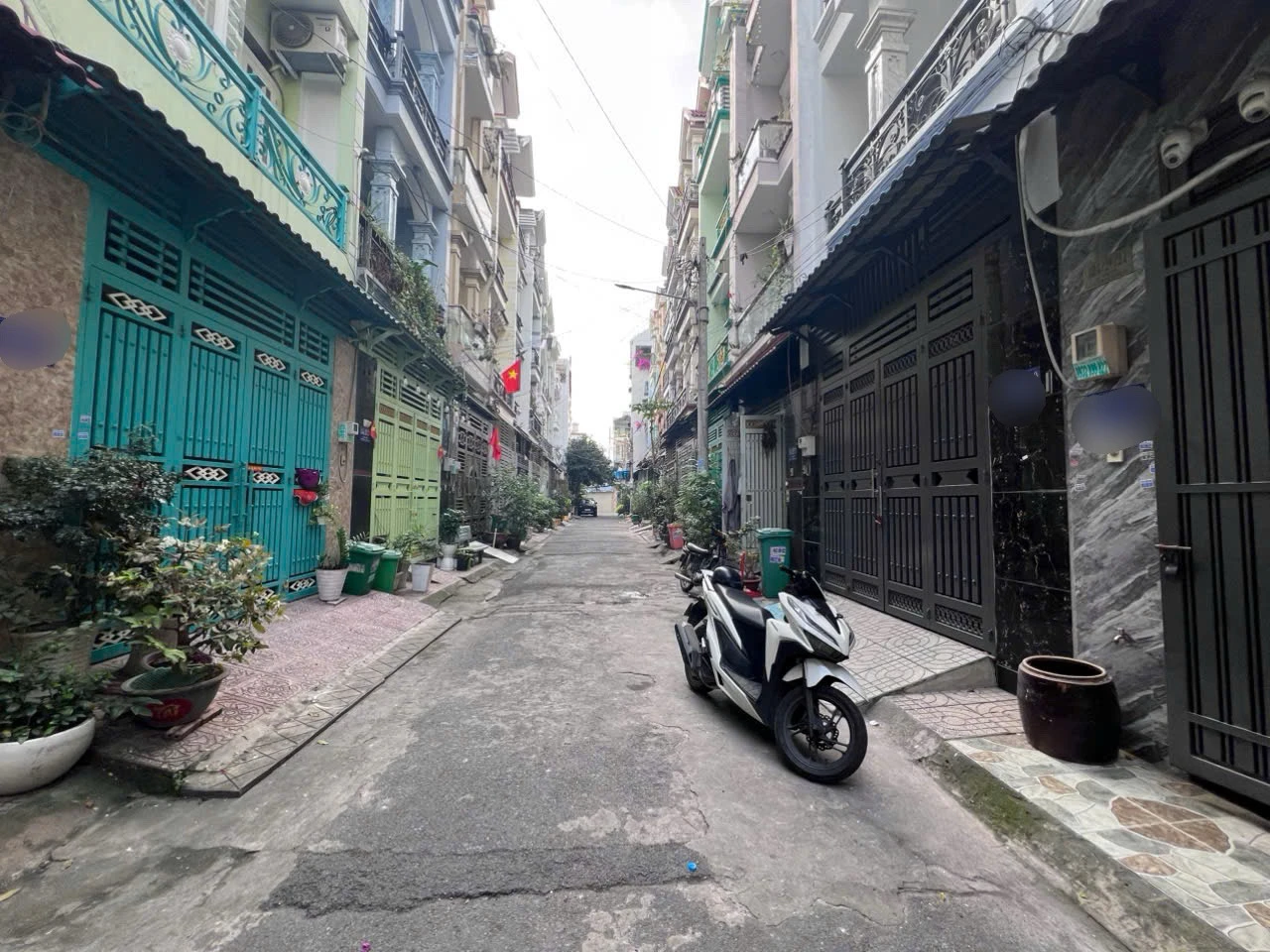 CĂN NHÀ 4 TẦNG HẺM NHỰA 7M GẦN MẶT TIỀN LÊ ĐÌNH CẨN – TÂN TẠO, BÌNH TÂN • Diện tích: 4 x 13.4m — ảnh 2