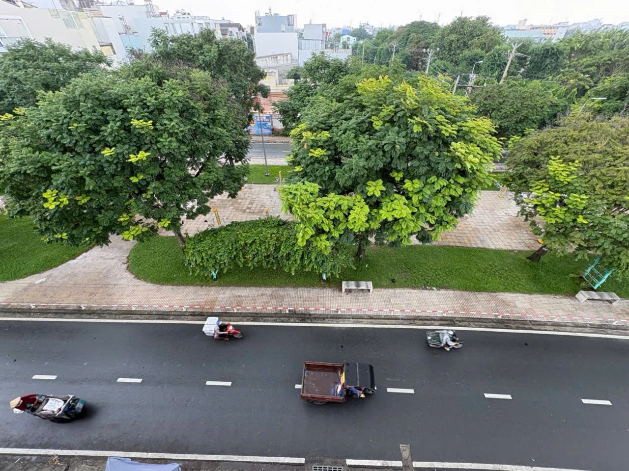 CĂN NHÀ 4 TẦNGMẶT TIỀN KINH DOANH CÔNG VIÊN KÊNH NƯỚC ĐEN – BHHA | NGANG KHỦNG 9,5M • DT: 9.5 x 9M — ảnh 1