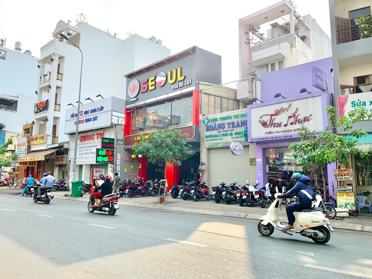 BÁN CẶP NHÀ MẶT TIỀN ĐẸP –TÂN SƠN NHÌ (8MX25M) – CẤP 4 – QUẬN TÂN PHÚ — ảnh 2
