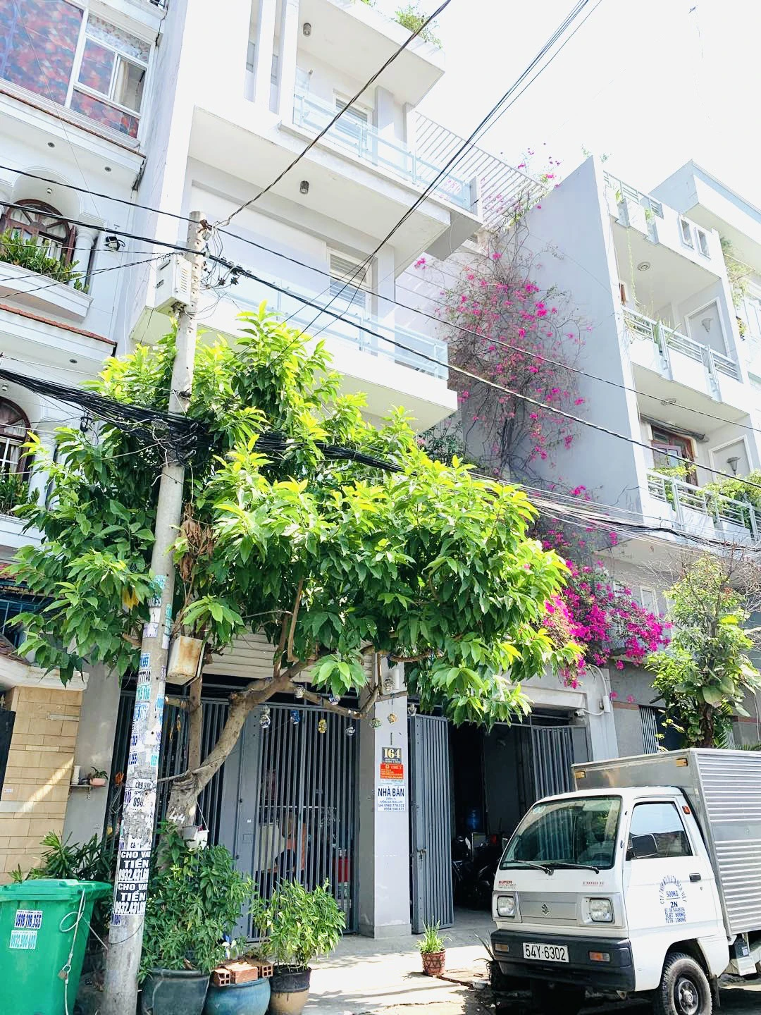 Bán Nhà MTNB đường Nguyễn Trường Tộ, P. Tân Thành ( DT: 8.2mx17m) đúc 3,5 tấm nhà mới — ảnh 1