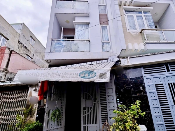 Bán nhà đường Lê Đình Cẩn Q.Bình Tân 65m2 đúc 3.5 tấm