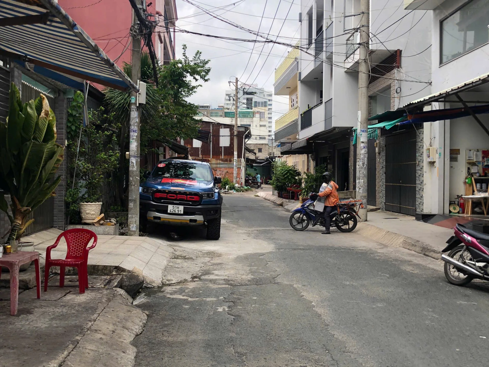 Bán nhà 2 tầng hẻm xe hơi đường Hoà Bình Q.Tân Phú 78m2 — ảnh 1