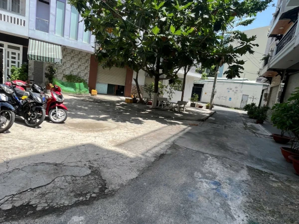 Bán nhà ngay công viên HXH đường Độc Lập Q.Tân Phú 53m2 đúc 3.5 tấm