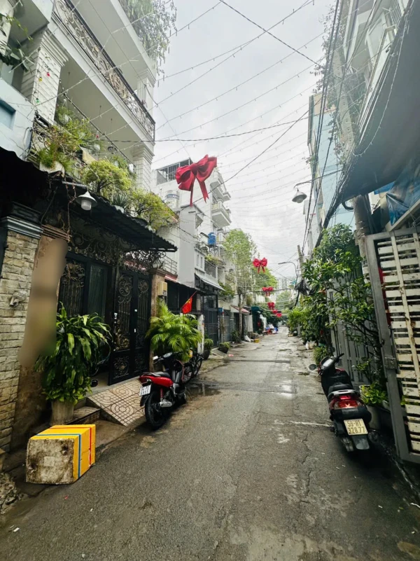 Bán nhà cấp 4 hẻm xe hơi đường Tân Hương Q.Tân Phú 84m2