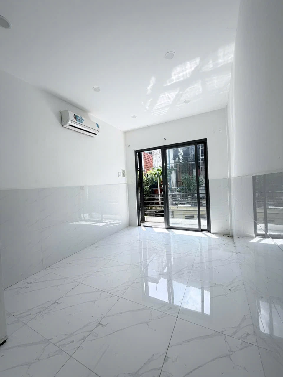 Bán nhà hẻm đường Sơn Kỳ Q.Tân Phú 30m2 đúc 1 lầu — ảnh 4