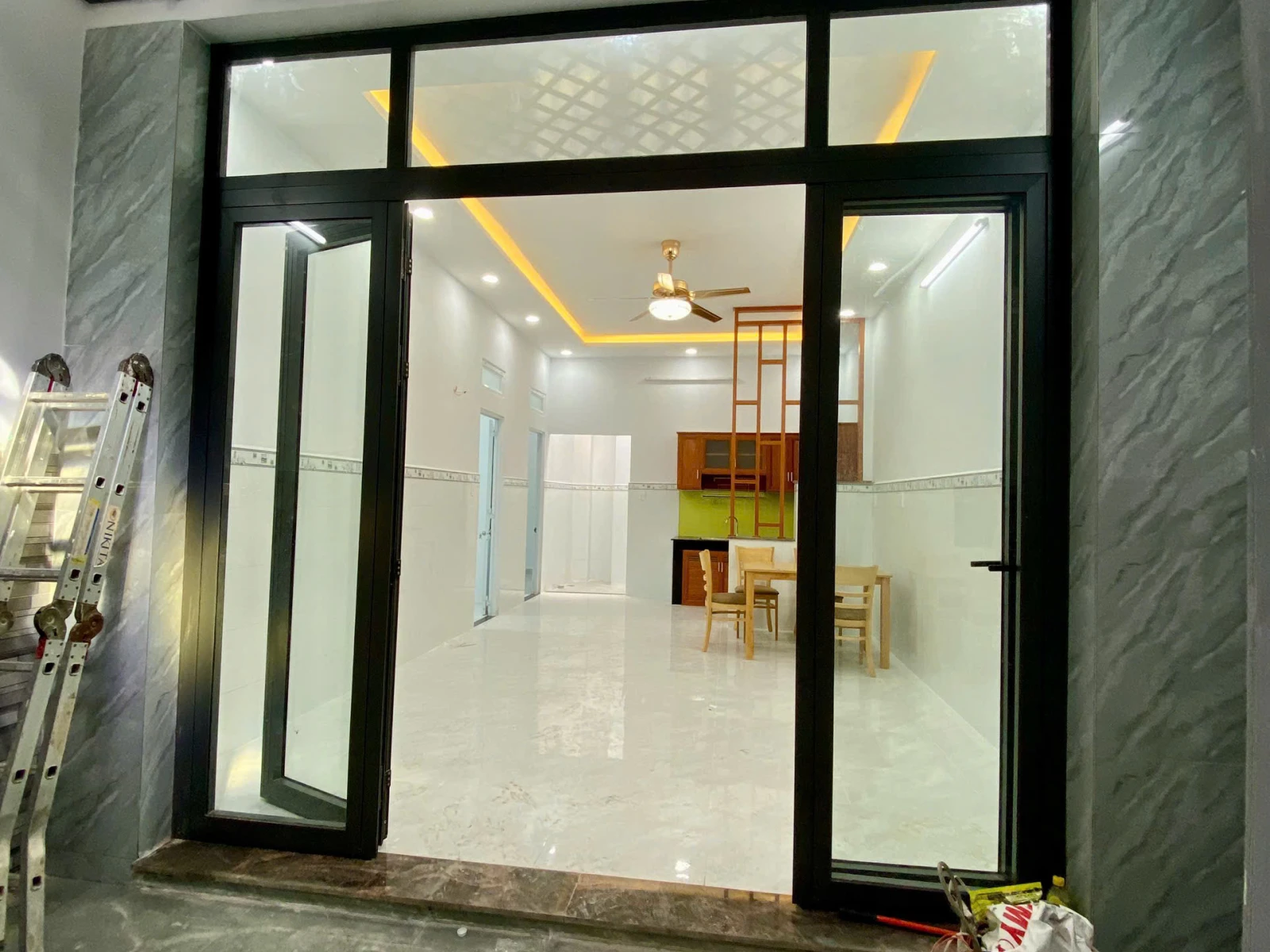 Siêu phẩm giá tốt hẻm ba gác Kênh Nước Đen Q.Bình Tân 61m2 — ảnh 2