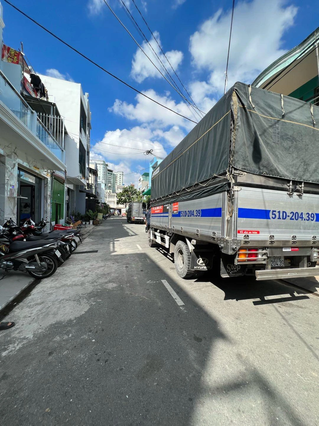 Bán nhà hẻm xe tải 8m đường Hoà Bình Q.Tân Phú 73m2 đúc 4 tấm — ảnh 2