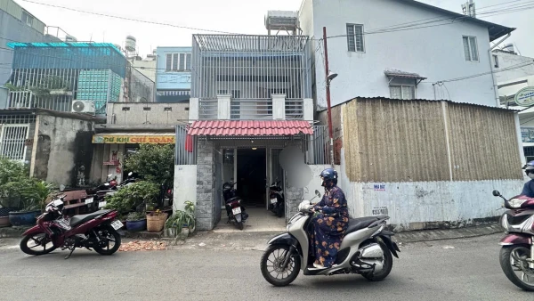 Bán nhà mặt tiền kinh doanh đường Lý Thánh Tông Q.Tân Phú 61m2 đúc 2 tấm