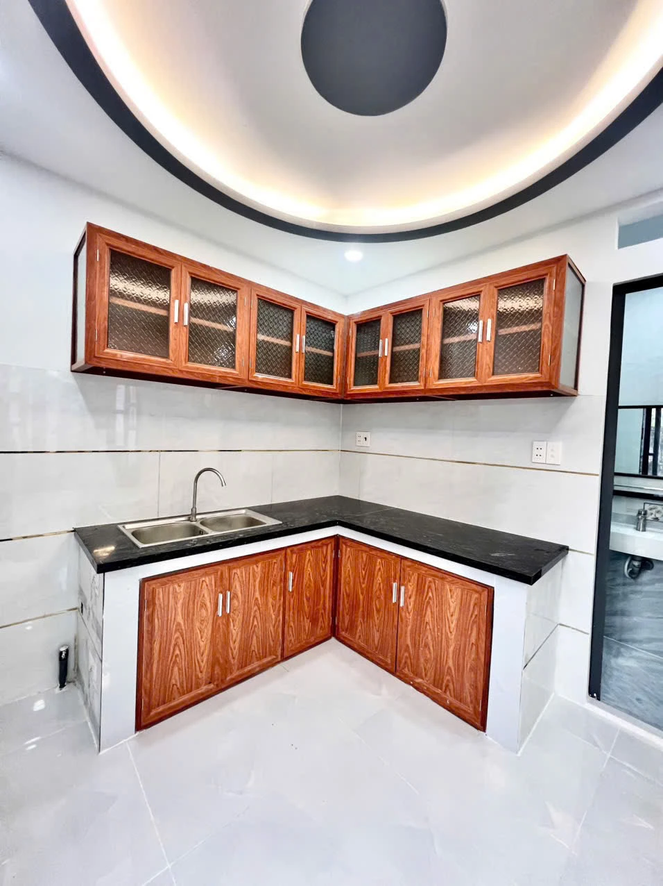 Nhĩnh có nhà đẹp hẻm 499 Hương Lộ 2 Q.Bình Tân 30m2 đúc 1 lầu — ảnh 3