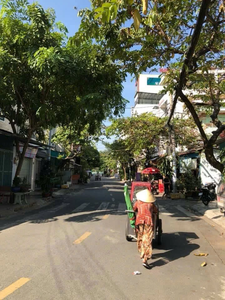 Siêu phẩm ngang 6m khu họ Lê P.Phú Thọ Hoà Q.Tân Phú 136m2 — ảnh 1