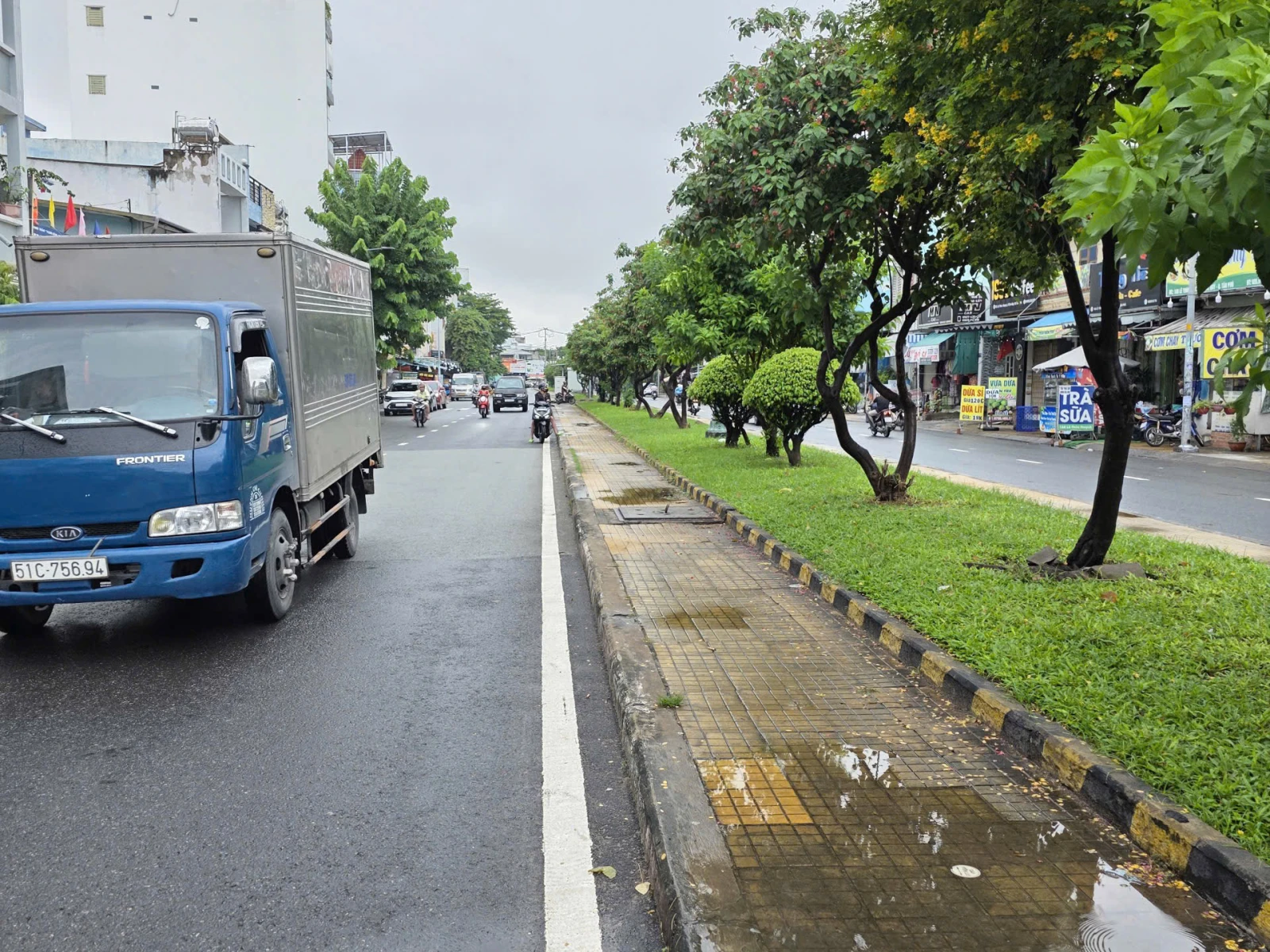 Bán nhà mặt tiền 30m Lê Thúc Hoạch Q.Tân Phú 44m2 đúc 1 lầu l — ảnh 1