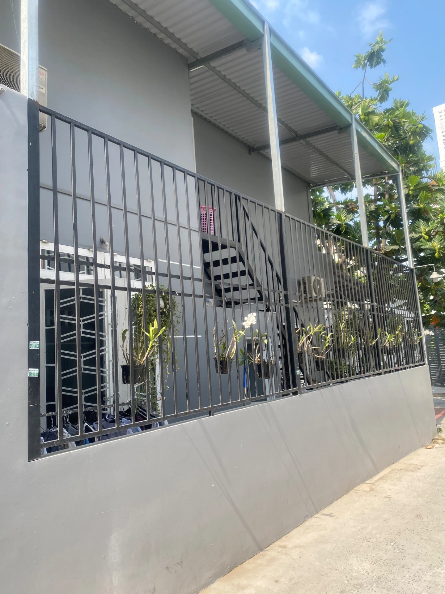 Nhà ngang 6.2m hẻm xe hơi đường Gò Dầu Q.Tân Phú 93m2 đúc 1 lầu — ảnh 2