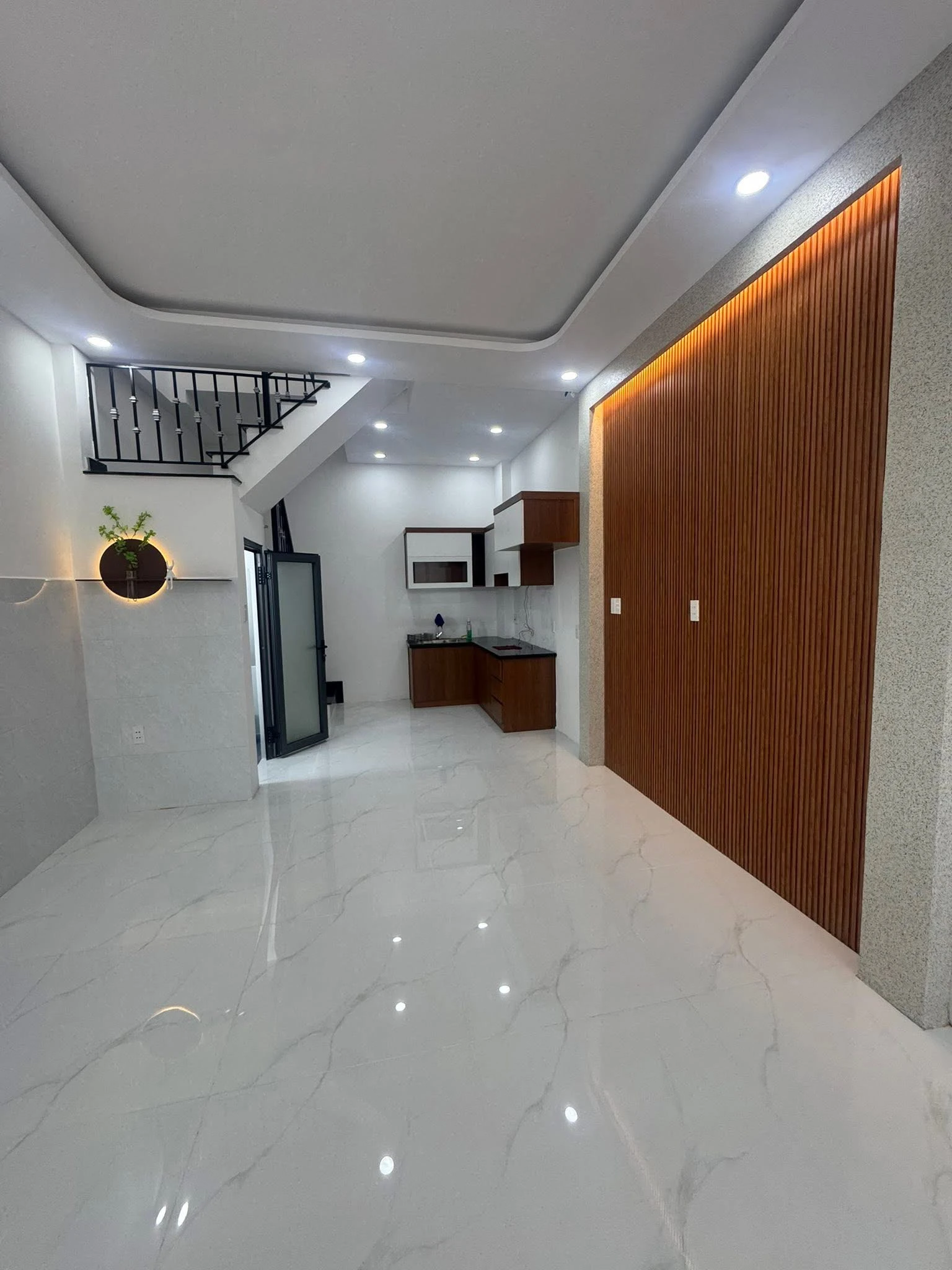 Siêu Phẩm nhà đẹp hẻm xe hơi Lê Thúc Hoạch 48m2 đúc 1 lầu — ảnh 2