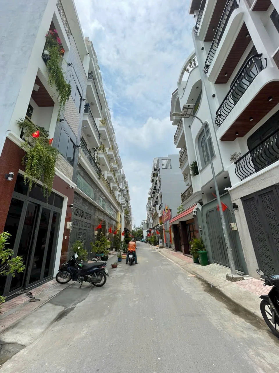 Bán nhà đẹp gần ngay Aeon đường 26/3 BHH, 4x14m, trệt lửng 3 lầu, hẻm 6m thông, nhà mới — ảnh 3
