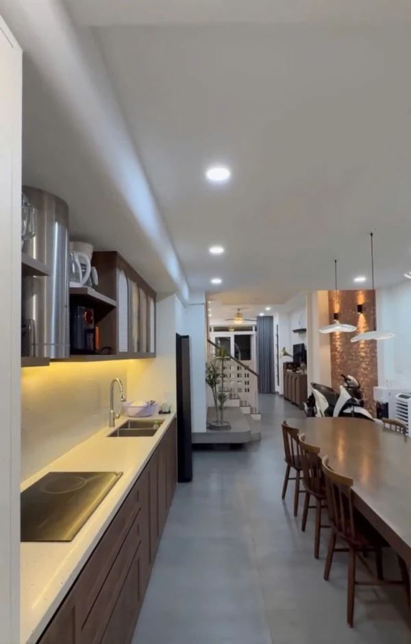HẺM 7M THÔNG XE HƠI – SÁT MT TÂN SƠN NHÌ, 4x17m, 1 LẦU ST