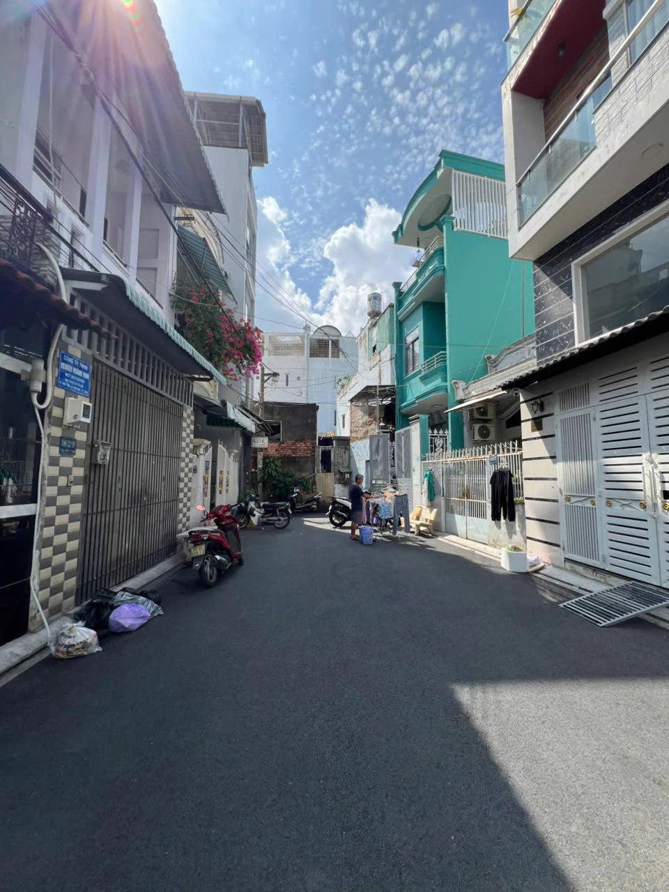 H8M Xe Hơi Quay Đầu Khu Tô Hiệu 4.15x18m Đúc 2 Lầu ST LH — ảnh 1