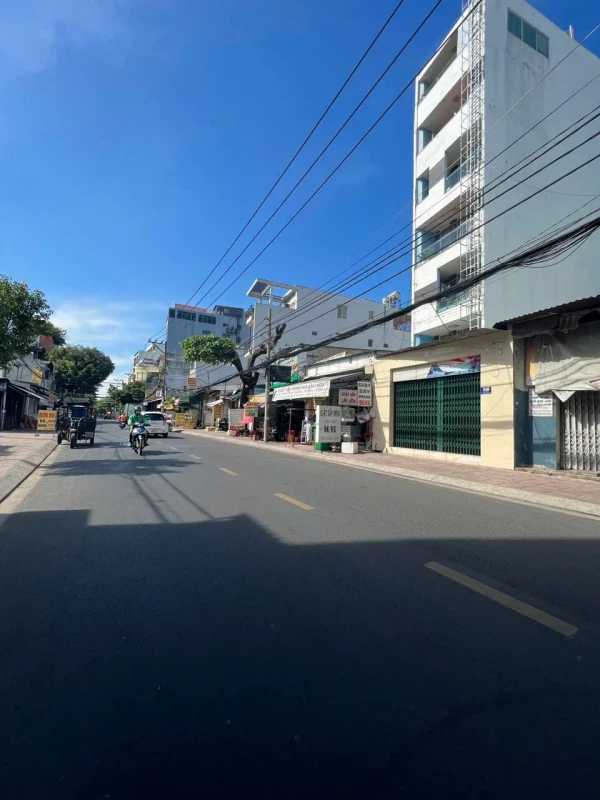 Bán Gấp Nhà MT Trần Thủ Độ DT 4X20M cn 80m2 Gần Chợ Nguyễn Sơn, UBND Phú Thạnh